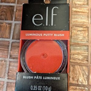 e.l.f. Luminous Putty Blush - Vibrant Coral Orange